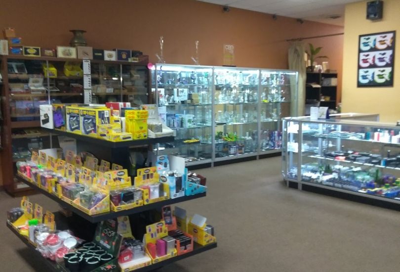 CITY OF VAPORS Electronic Cigarette Vape Store