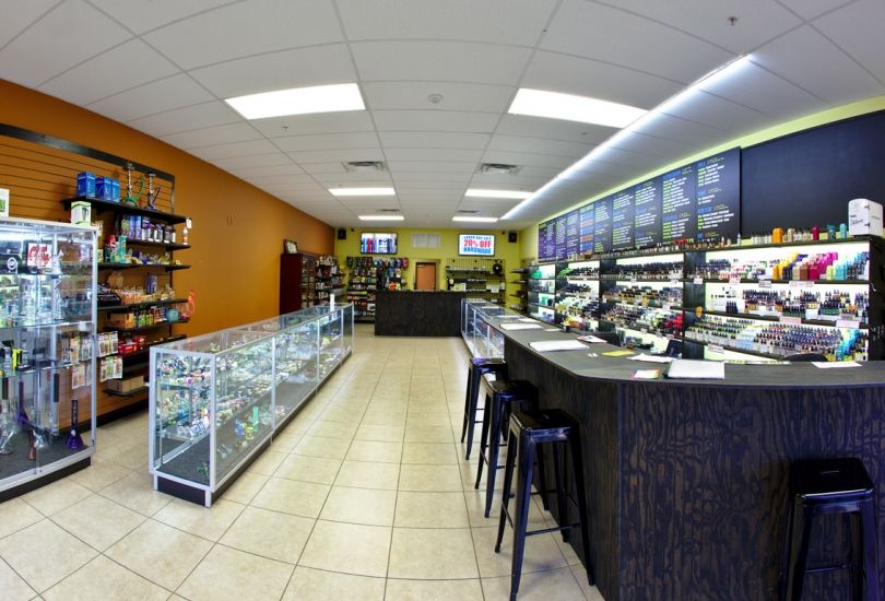 CITY OF VAPORS Electronic Cigarette Vape Store