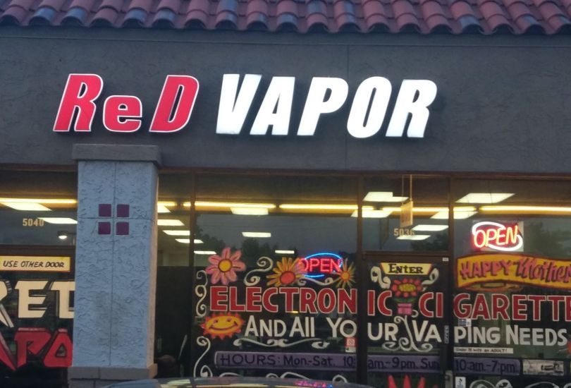Red Vapor Store