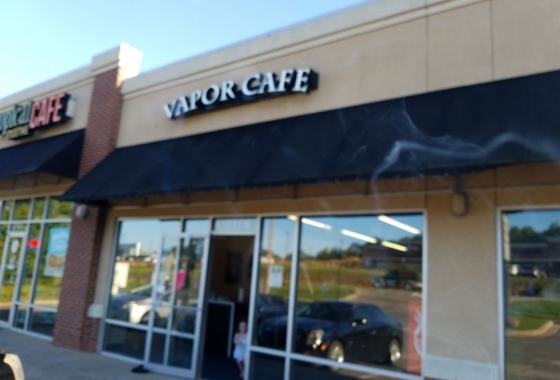 Willy's Vapor Cafe