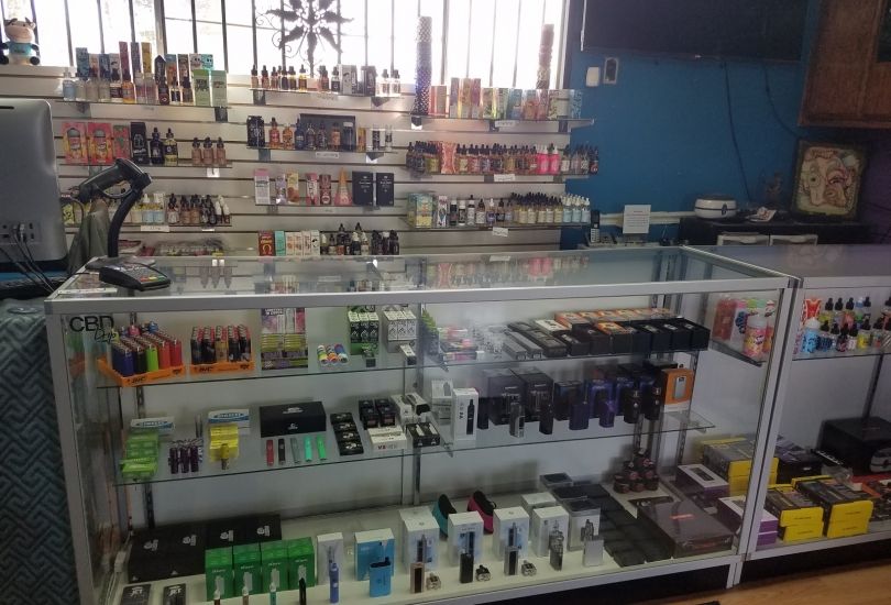 Smokin Out Vapor, Glass, & More