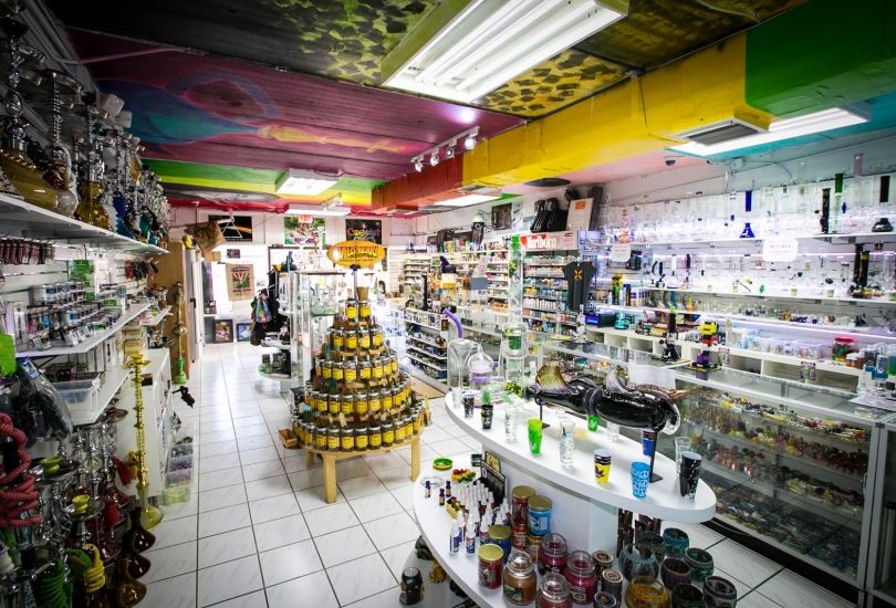 Vape & Smoke Shop - Biscayne