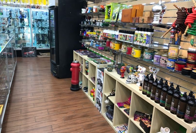 Vape & Smoke Shop - Biscayne