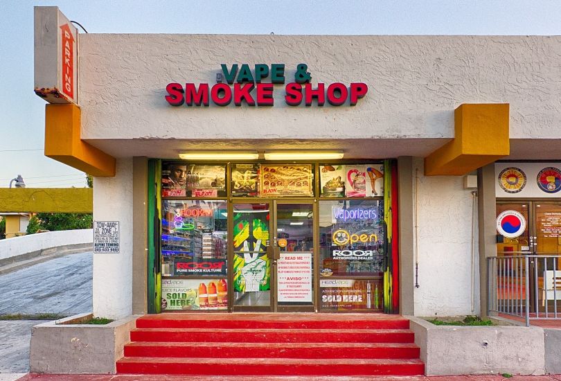 Vape & Smoke Shop - Biscayne