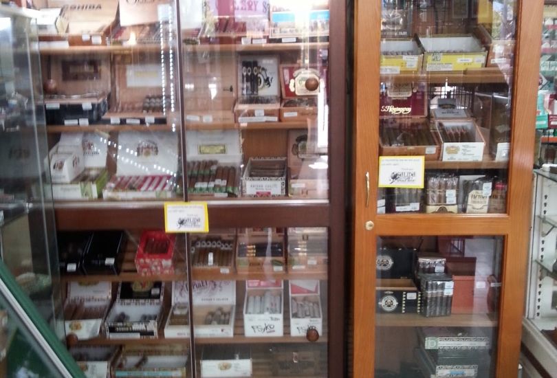 Salida Cutlery and Smoke Shop