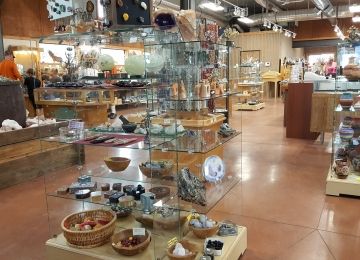 The Gold Mine Rock Shop | Rock/Gem/Sapphire/Amethyst/Quartz Shop in Cañon City, CO