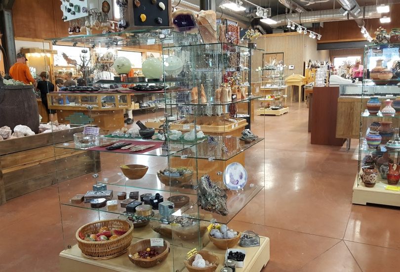 The Gold Mine Rock Shop | Rock/Gem/Sapphire/Amethyst/Quartz Shop in Cañon City, CO