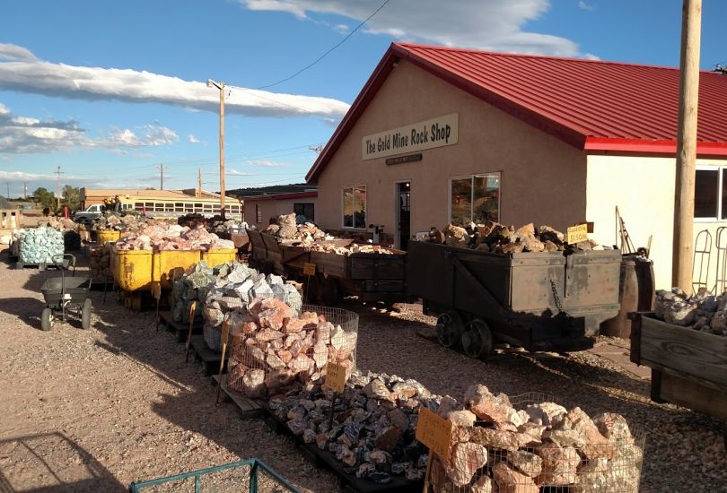 The Gold Mine Rock Shop | Rock/Gem/Sapphire/Amethyst/Quartz Shop in Cañon City, CO