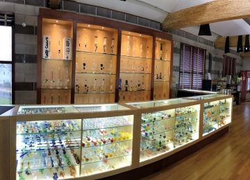 UTOPIA Smoke Shop