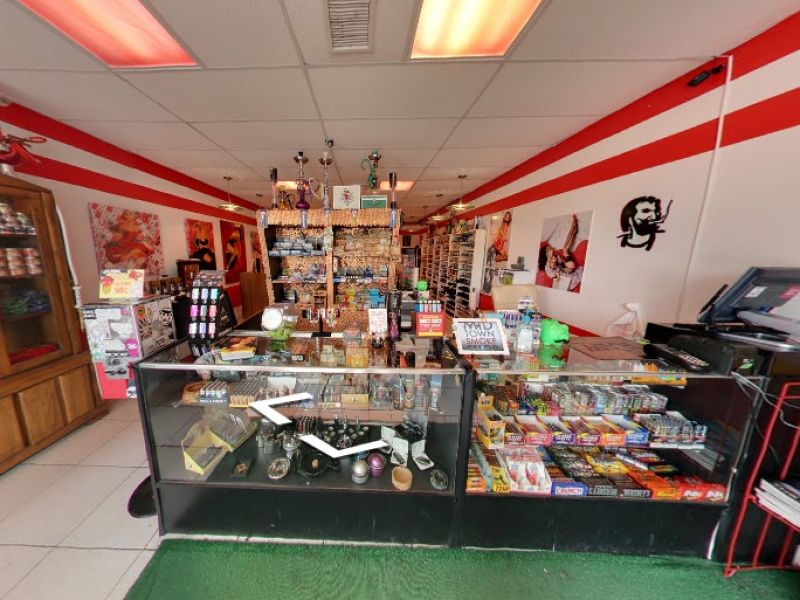 Midtown Smoke Shop 3503 NE 2nd Ave Miami, FL