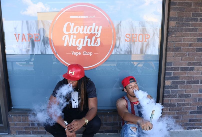 Cloudy Nights Vape Shop