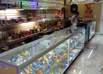 Glass n Go Smoke Shop