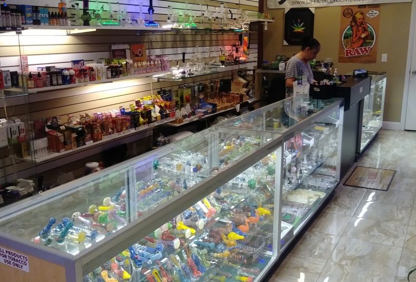 Glass n Go Smoke Shop