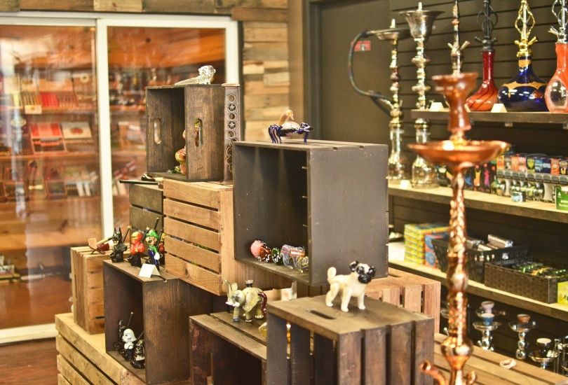 Roots Smoke & Vapor Shop