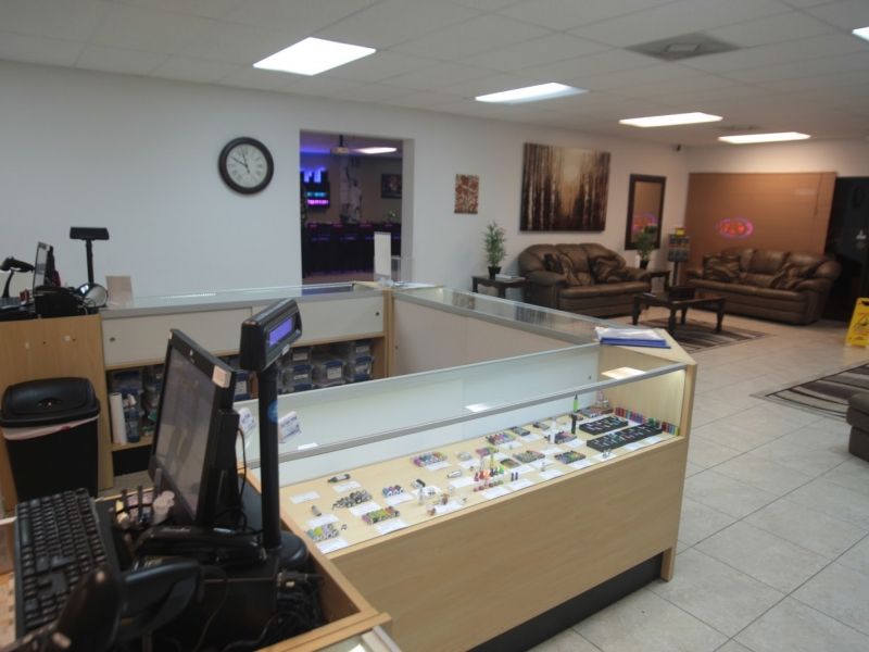 elfbar nachfüll pod läuft aus THE BEST 10 Vape Shops near PARKVILLE, MO 64152 - Updated 2026 - Hours main image 0