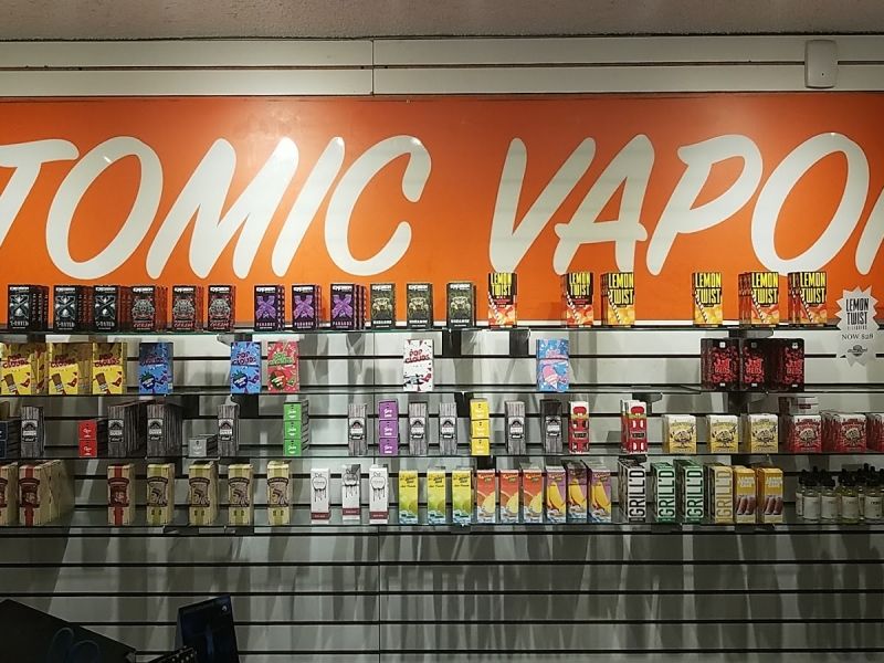 Atomic Cloud Vapor 3823 Douglas Ave Des Moines, IA