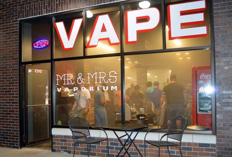 Mr & Mrs Vaporium