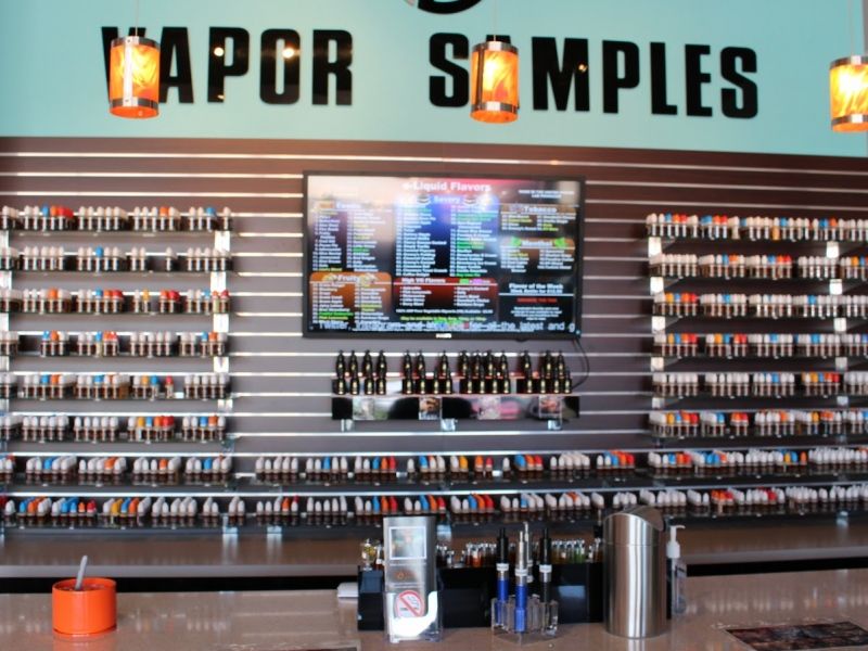 vape shop galleria Galleria Vape And Smoke, 1720 Douglas Blvd, Roseville, CA 95661, US main image 1