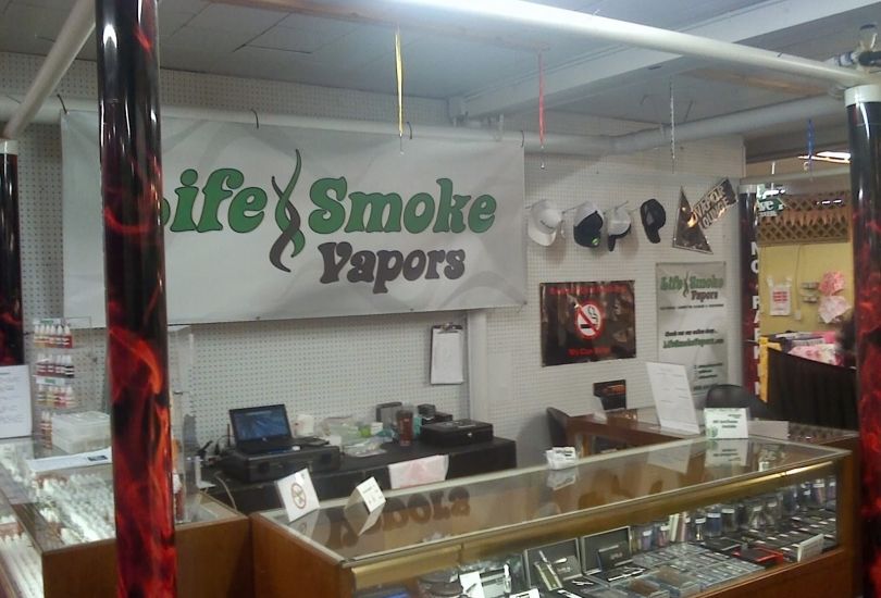 LifeSmoke Vapors Middletown