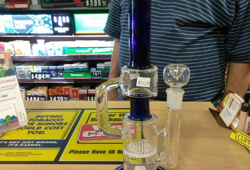 LUCCI 'S SMOKE AND VAPE SHOP