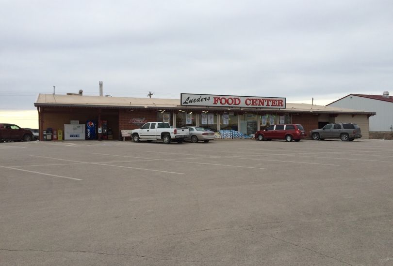 Lueders Food Center