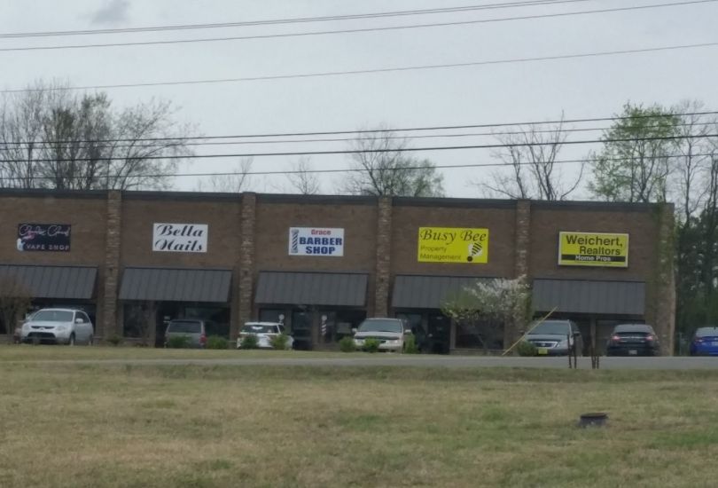 Chuckin' Clouds Vape Shop