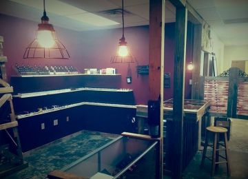 Max and Zach's Vapor Shop Liberty