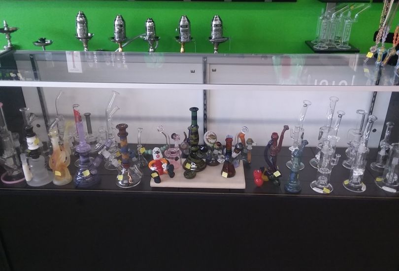 Wizards Vapor Bar & Smoke shop Deep Ellum