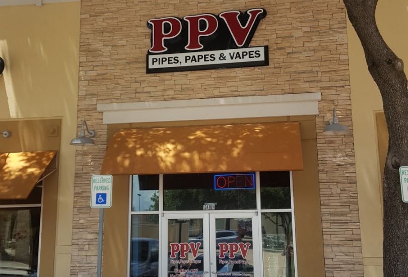 Pipes Papes & Vapes