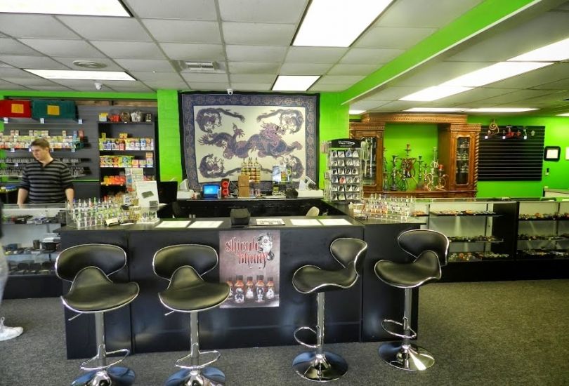 Wizard's Vapor Bar And Smoke Shop