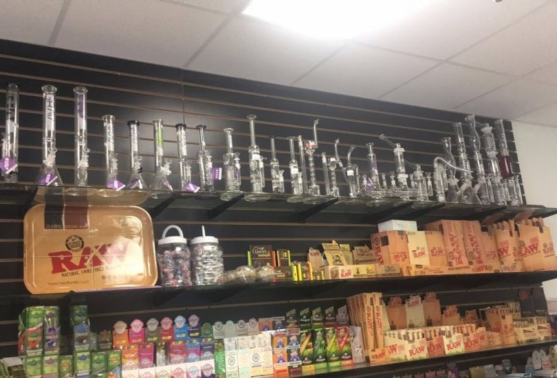 Hendrix Smoke Shop