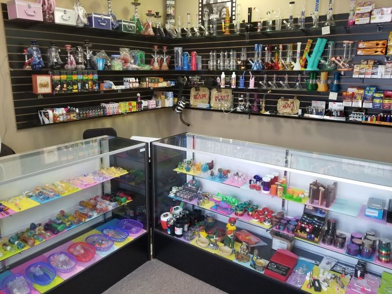 elf bar vape uk DISCOUNT SMOKE&VAPE NOW OPEN STOP BY FOR THE BEST DEALS IN DAYGO COME GET  RIGHT 1020 S 43rd St San Diego, CA 92113 United States 619-212-1175 #420 # smoke #smokeshop #vapeshop #cannabis main image 1