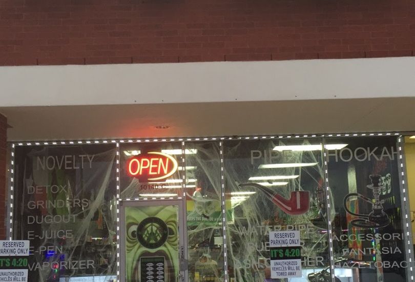 IT'S 4:20 smoke & vape shop