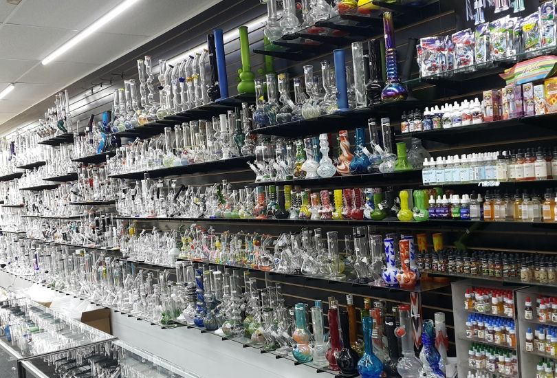 Sugar Land Smoke Shop (smoke shop & vape outlet )