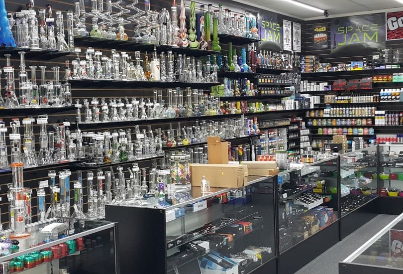 Sugar Land Smoke Shop (smoke shop & vape outlet )