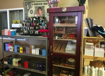 CROWN SMOKE SHOP WHOLESALES AND NOVELTY