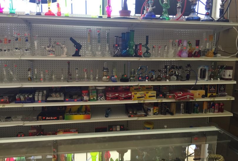 CROWN SMOKE SHOP WHOLESALES AND NOVELTY