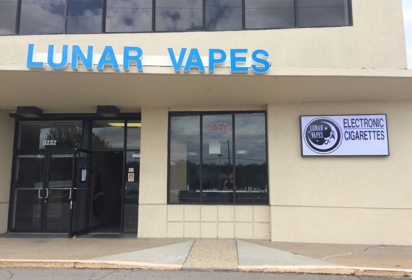 LUNAR VAPES