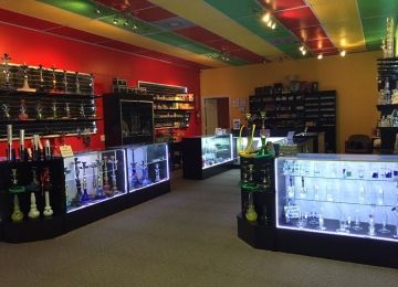 Arcadia Smoke Shop