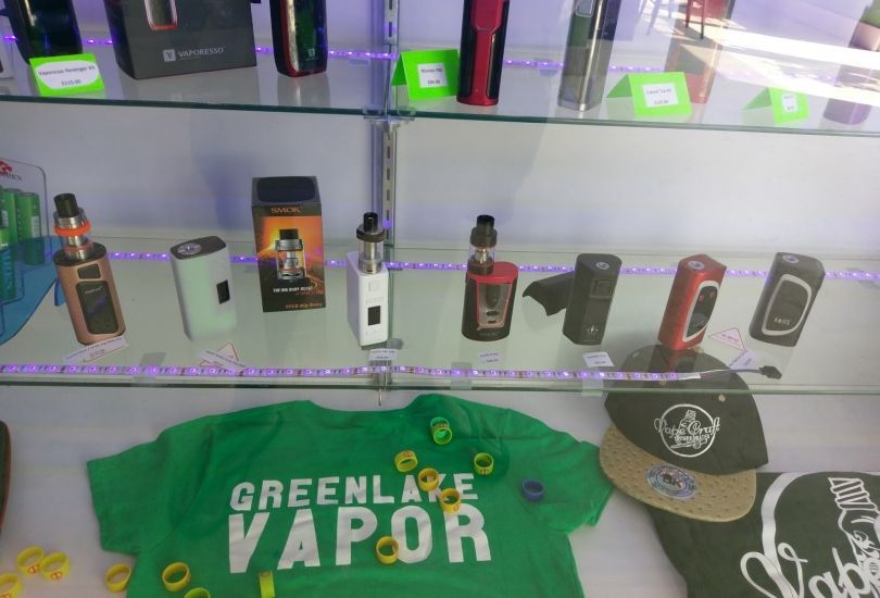 Greenlake Vapor 7216 Aurora Ave N Seattle Washington