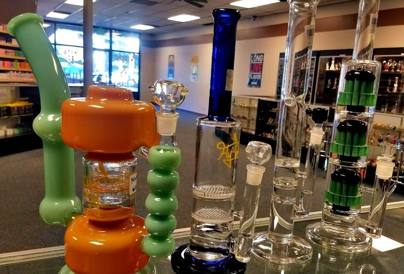 Legacy Lounge Vape and Glass