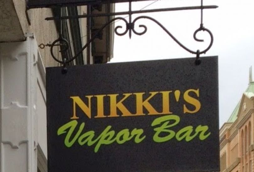 NIkki's Vapor Bar Victoria