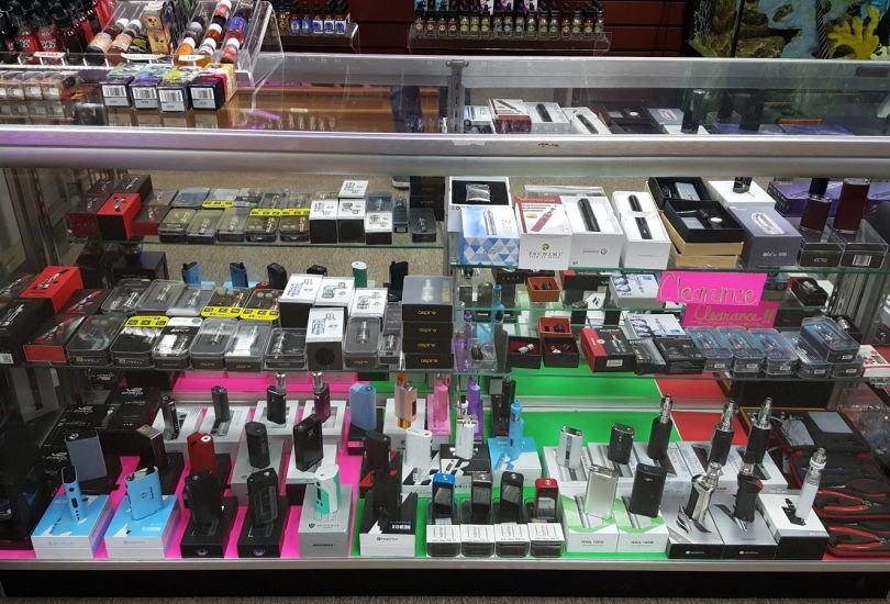 Smokers Xone and Vape shop