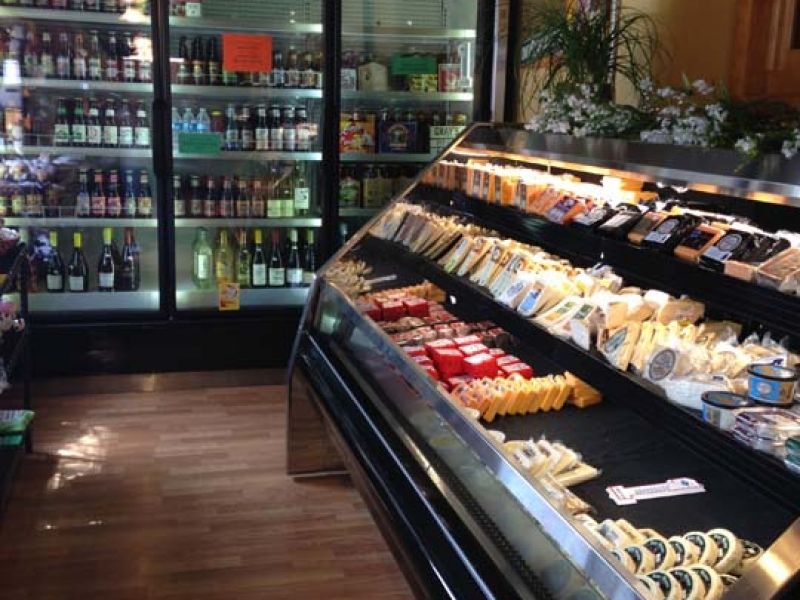 Edelweiss Cheese Shop 529 1st St New Glarus, WI