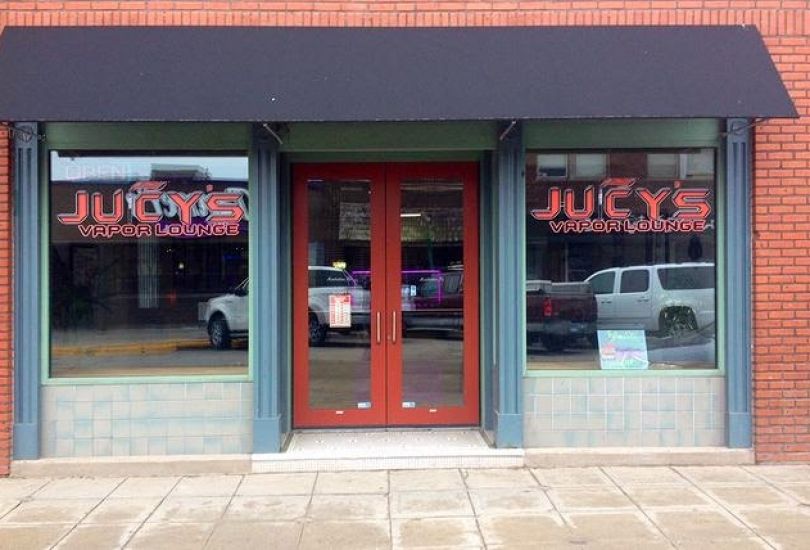 Juicy's Vapor Lounge Manhattan