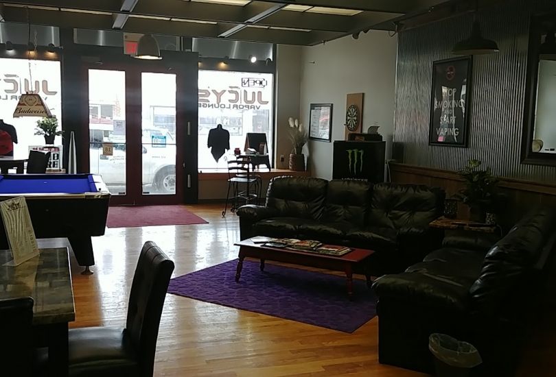 Juicy's Vapor Lounge Manhattan