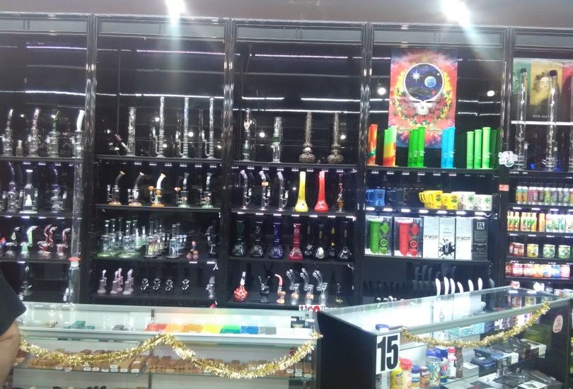 It's A Dream Smoke Shop