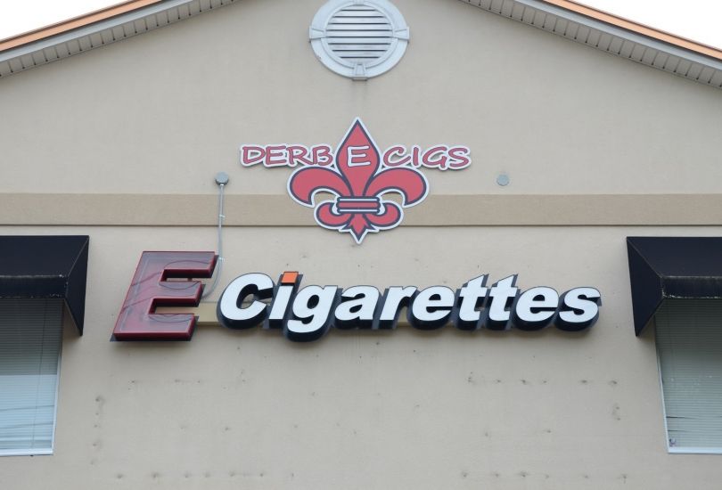 Derb E Cigs Vapor Store