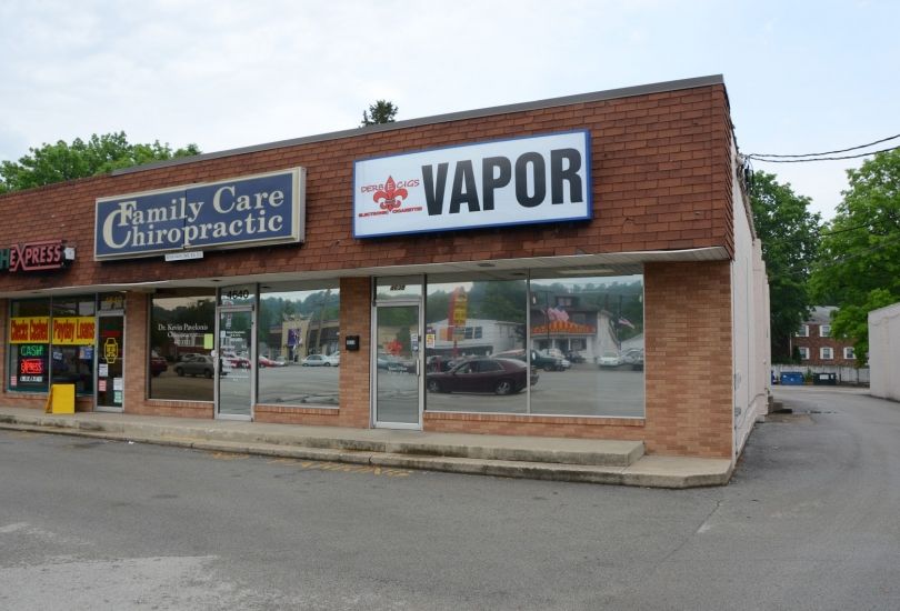 Derb E Cigs Vapor Store