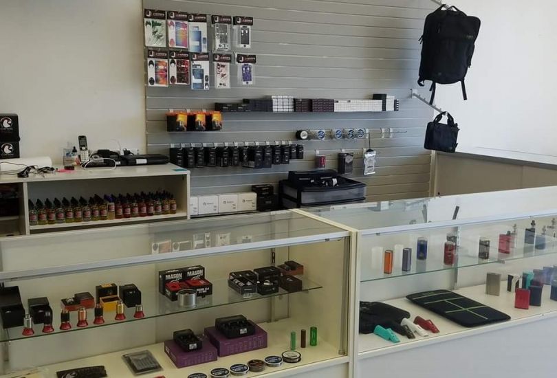 Derb E Cigs Vapor Store